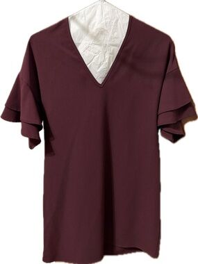 Karlie V-Neck Mini Dress in Burgundy